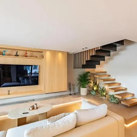 Beautiful Duplex Penthouse Appartement *