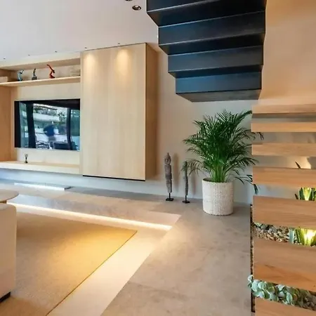 Beautiful Duplex Penthouse Appartement